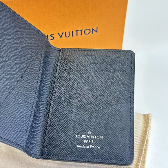 Brand New Louis Vuitton Monogram Canvas Card Holder - Picture 7 of 7
